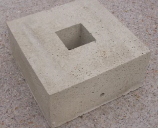 Plot beton 70kg pour stabiliser votre barnum